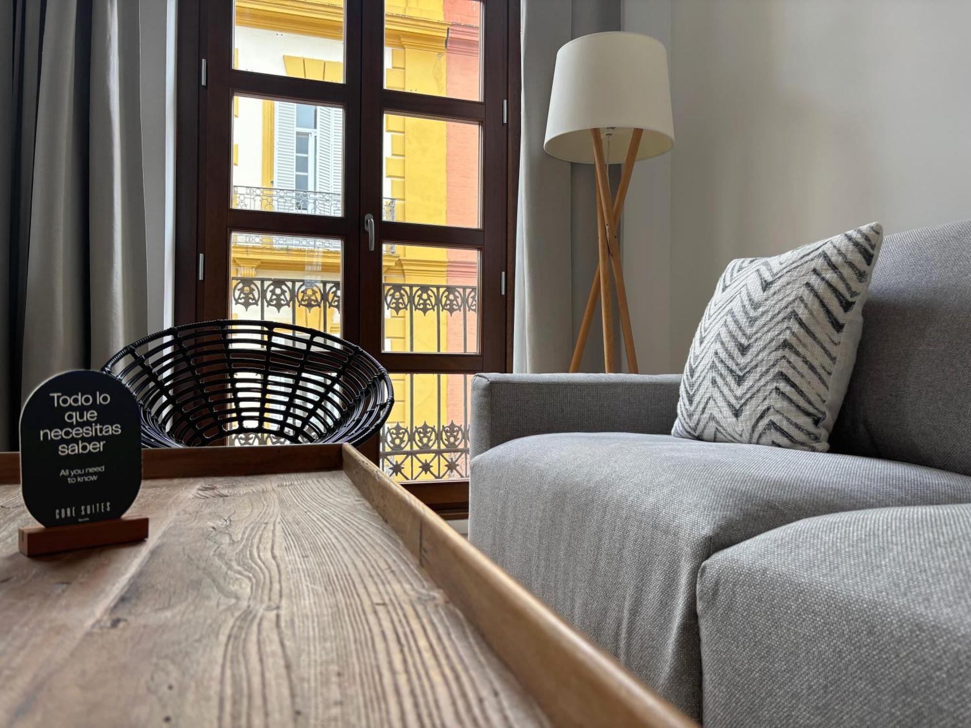 Apartamentos Core Suite Sevilla Экстерьер фото